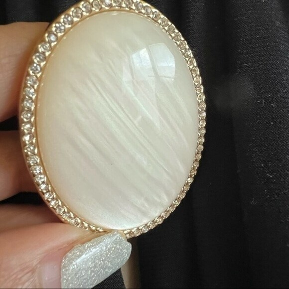 Premier Designs CZ Mother of Pearl Necklace Toggle Clasp - Picture 5 of 8